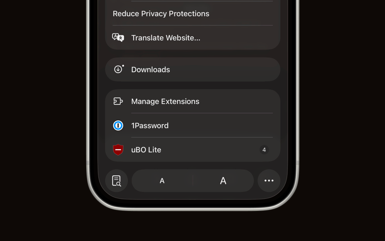 Safari menu with Downloads option highlighted